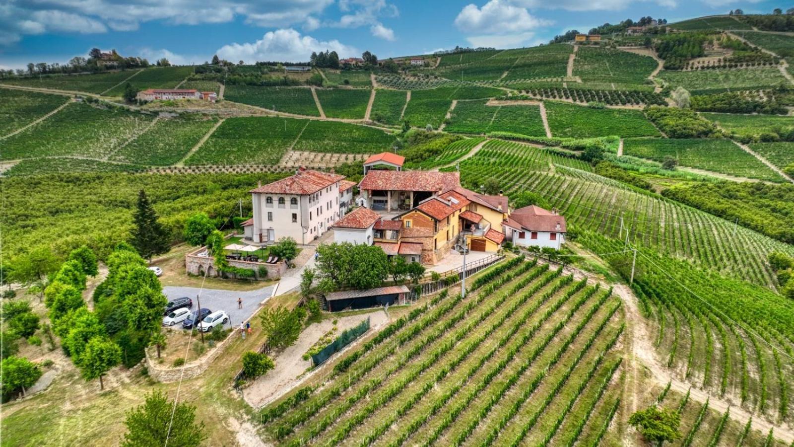 Cascina Baresane Bed & Breakfast Alba  Exterior foto