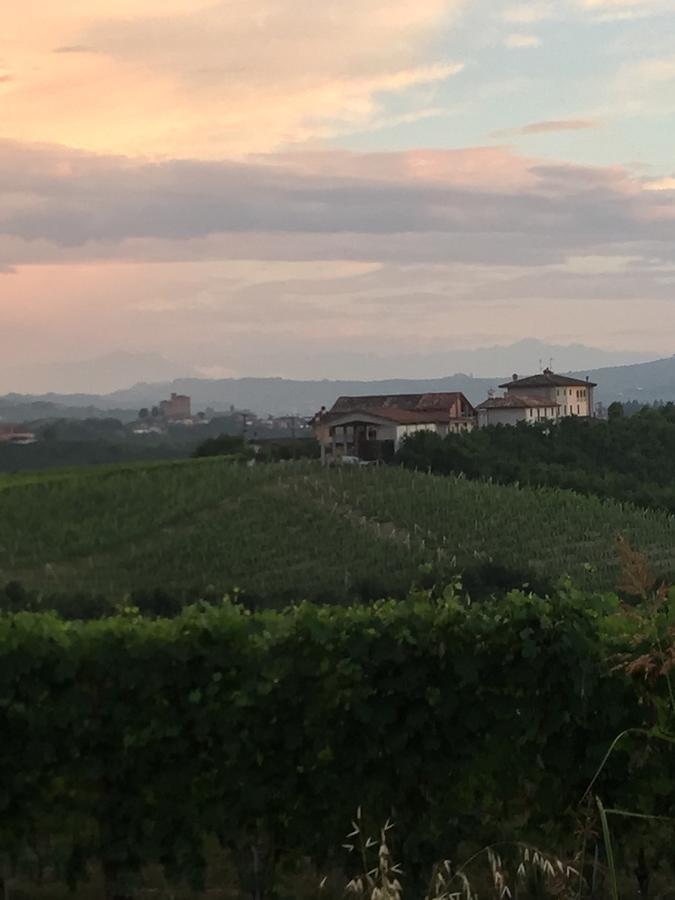 Cascina Baresane Bed & Breakfast Alba  Exterior foto