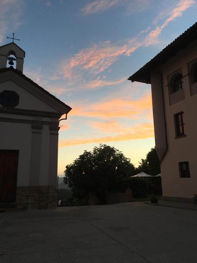 Cascina Baresane Bed & Breakfast Alba  Exterior foto