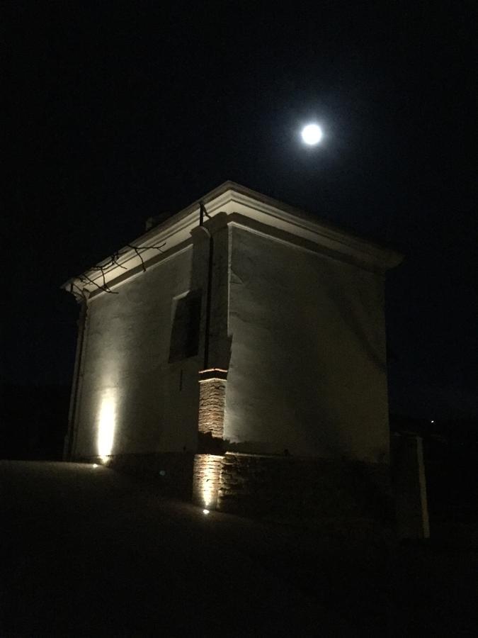 Cascina Baresane Bed & Breakfast Alba  Exterior foto
