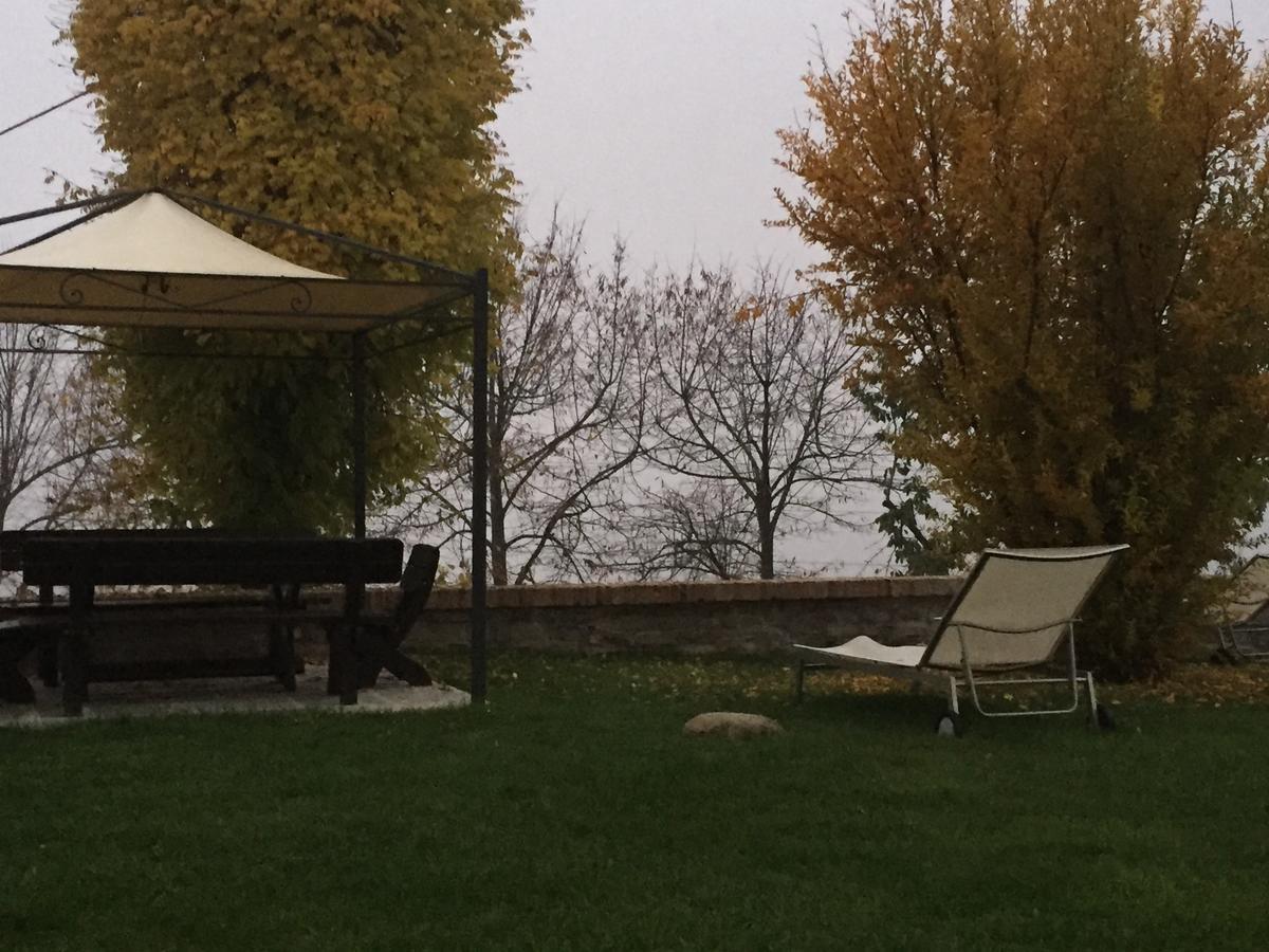 Cascina Baresane Bed & Breakfast Alba  Exterior foto